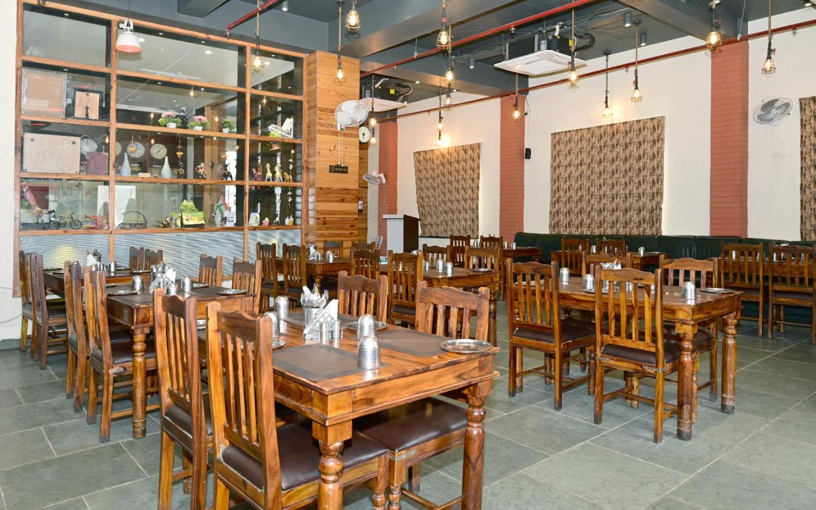 Hotel Rr 62-Jaipur City Centre Hotel エクステリア 写真