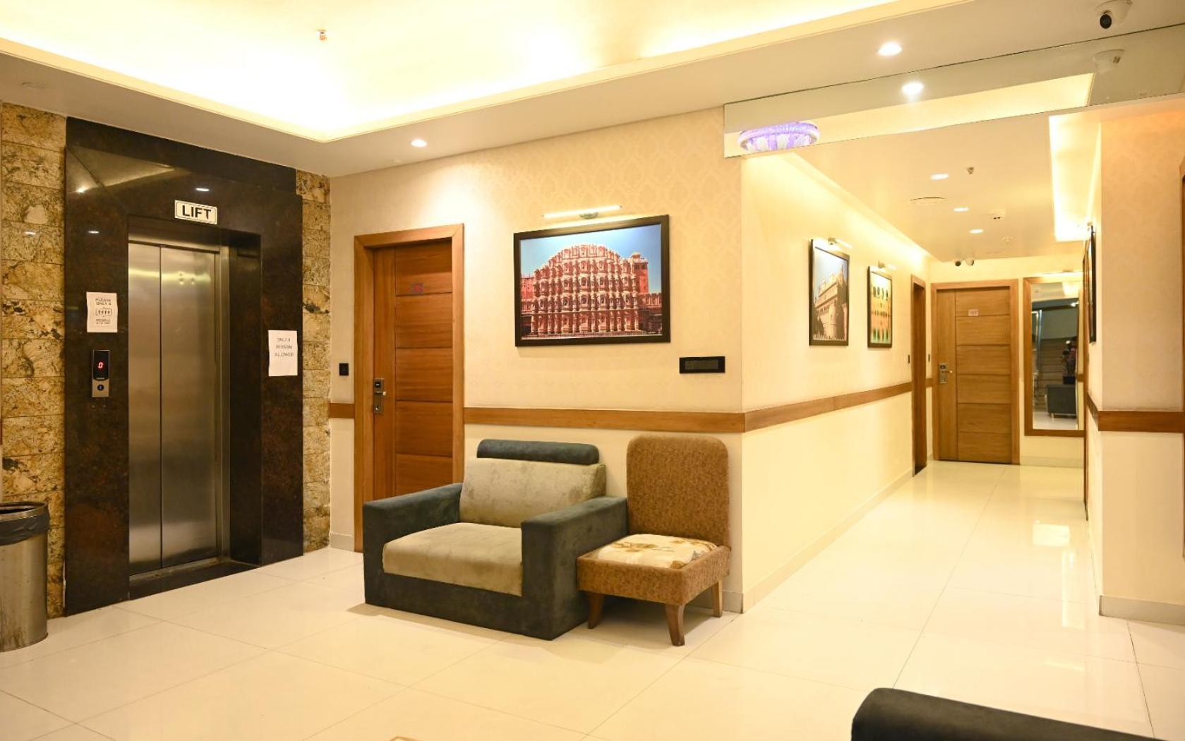 Hotel Rr 62-Jaipur City Centre Hotel エクステリア 写真
