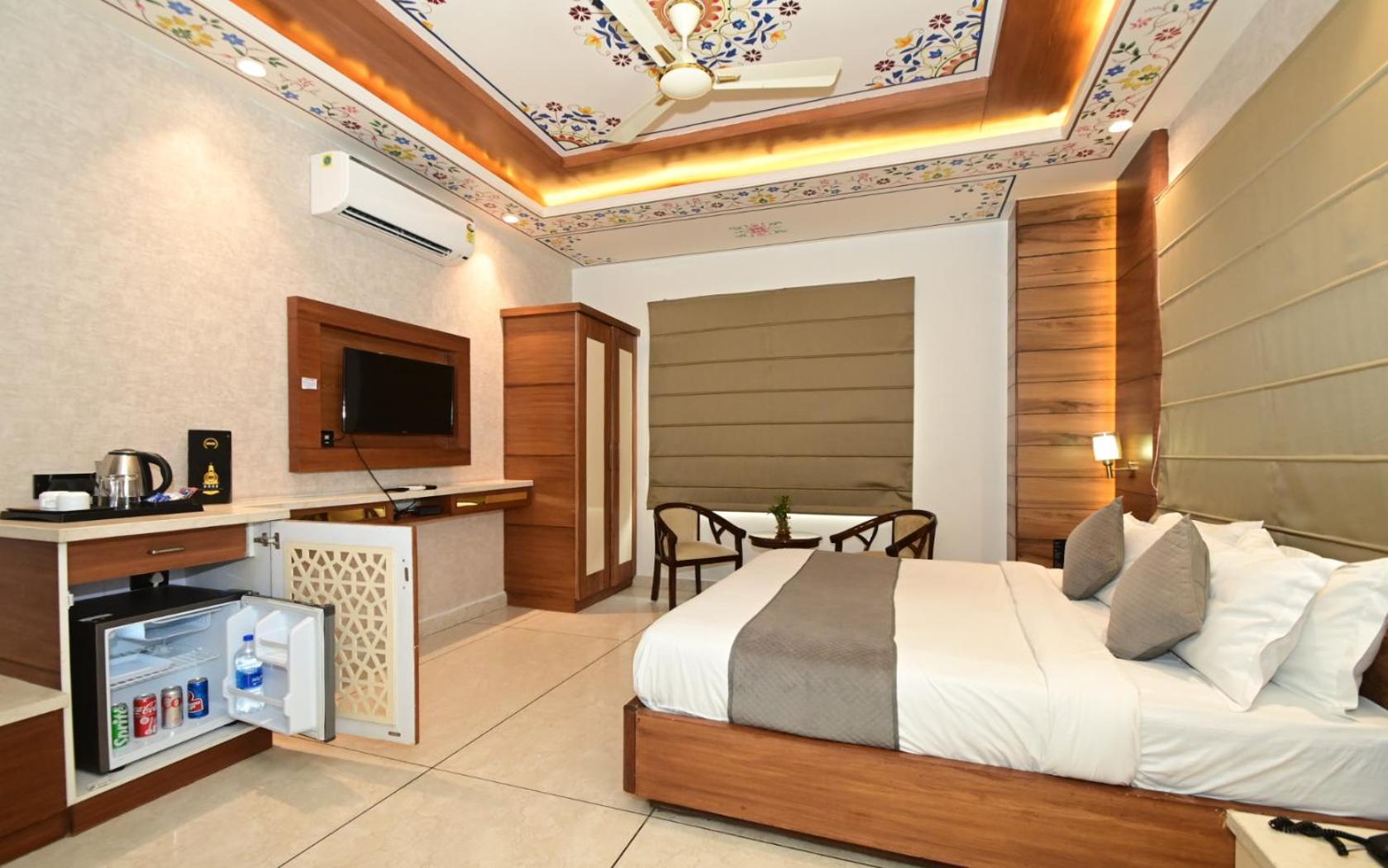 Hotel Rr 62-Jaipur City Centre Hotel エクステリア 写真