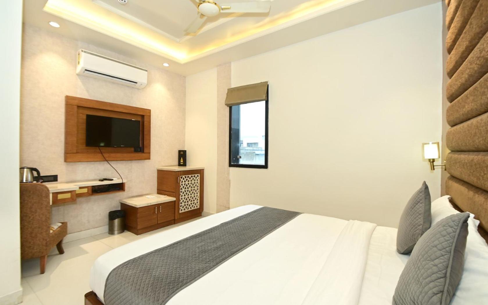 Hotel Rr 62-Jaipur City Centre Hotel エクステリア 写真