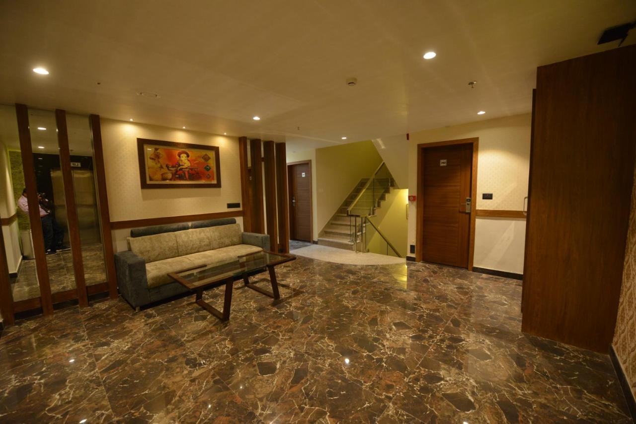 Hotel Rr 62-Jaipur City Centre Hotel エクステリア 写真